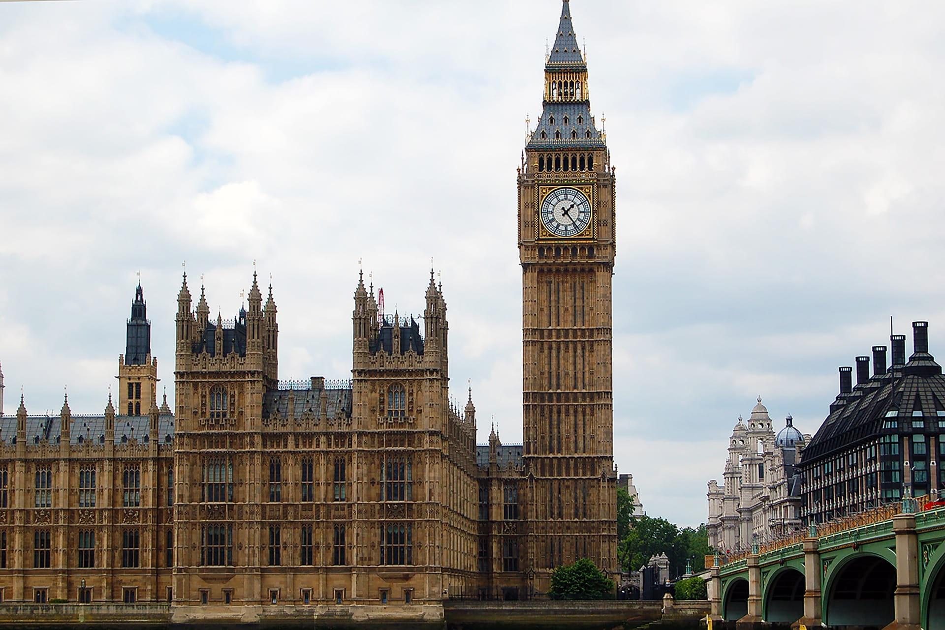 houses of parliament