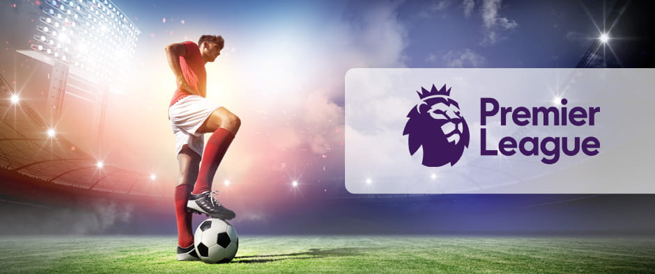Seorang pesepakbola dengan logo Premier League