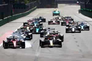 Cars roar off from the starting grid at the 2022 Azerbaijan Grand Prix.