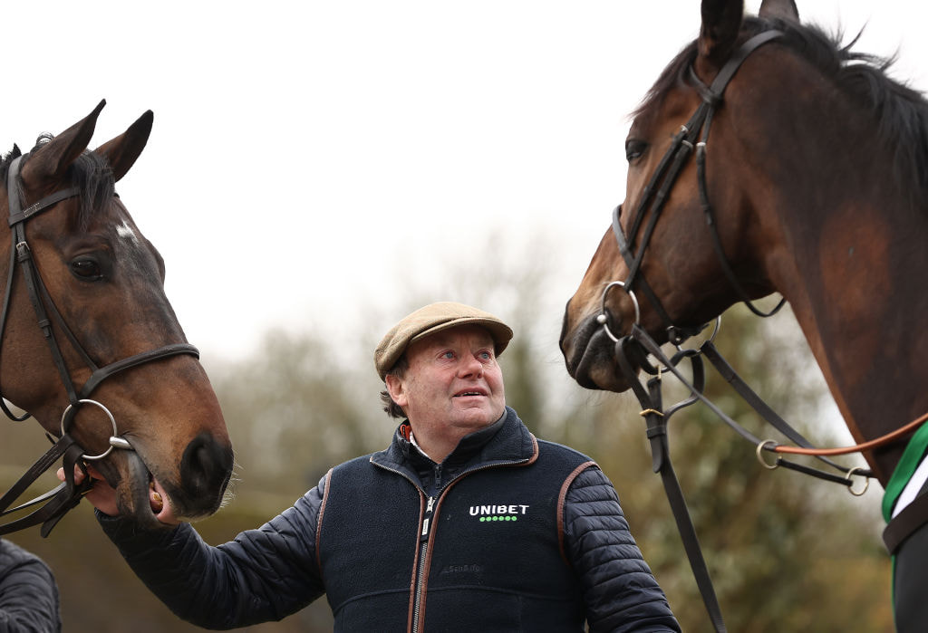 Trainer Nicky Henderson with Constitution Hill and Jonbon.