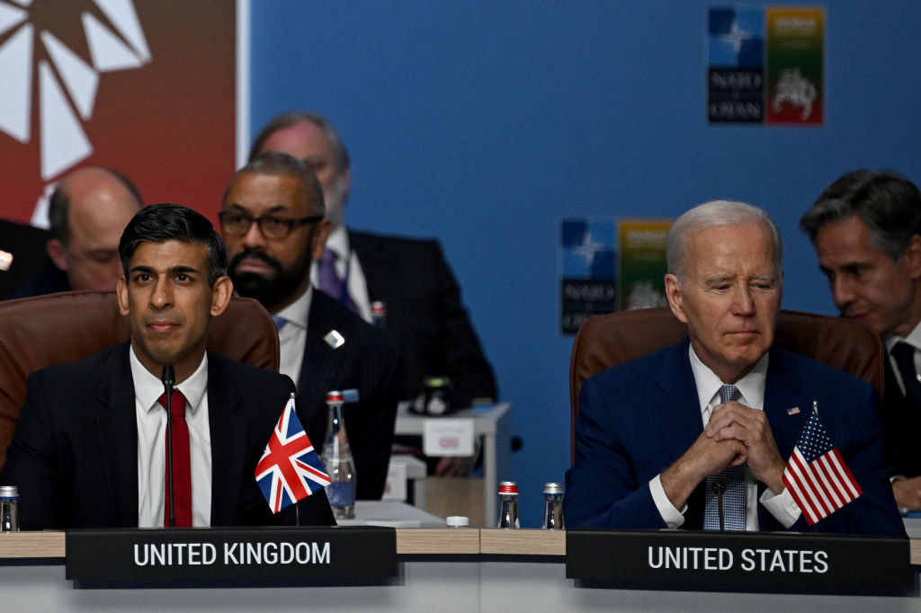 Joe Biden and Rishi Sunak at the 2023 NATO Summit.