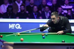 Ronnie O’Sullivan takes a shot during the 2024 Masters tournament.